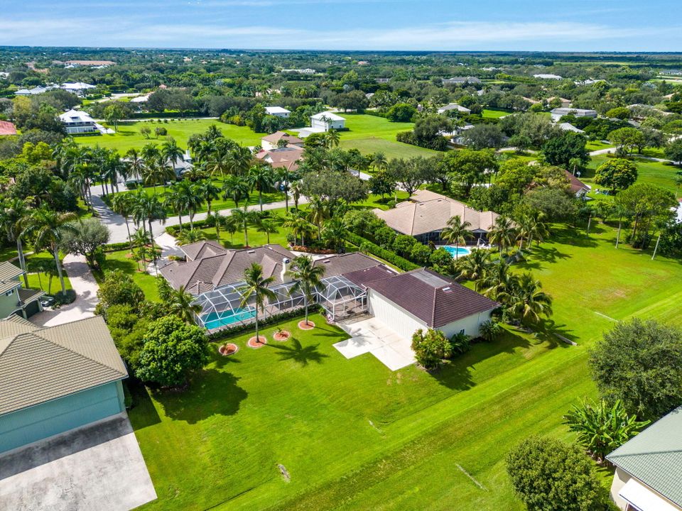 For Sale: $3,419,000 (5 beds, 4 baths, 3707 Square Feet)