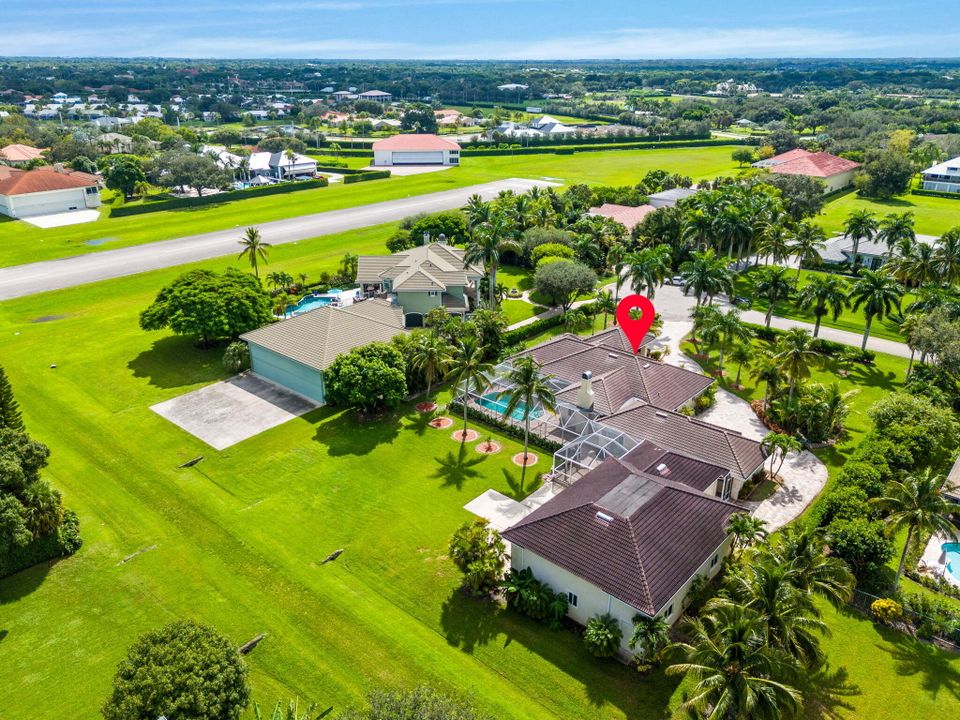 For Sale: $3,419,000 (5 beds, 4 baths, 3707 Square Feet)