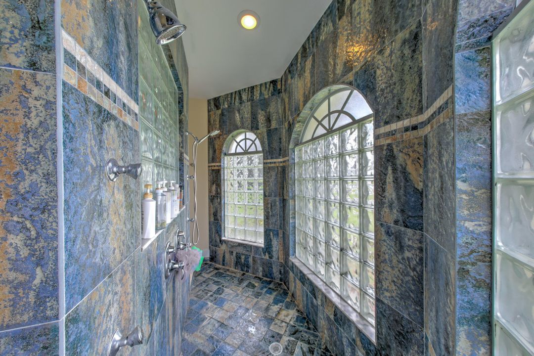 For Sale: $629,000 (4 beds, 3 baths, 2714 Square Feet)