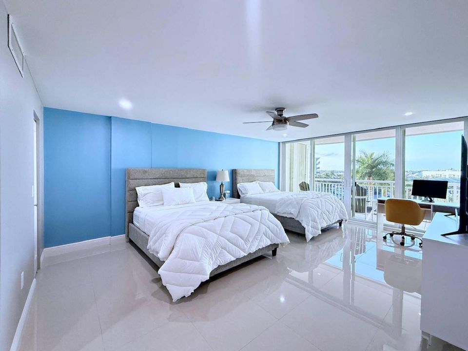 For Sale: $627,000 (2 beds, 2 baths, 1224 Square Feet)