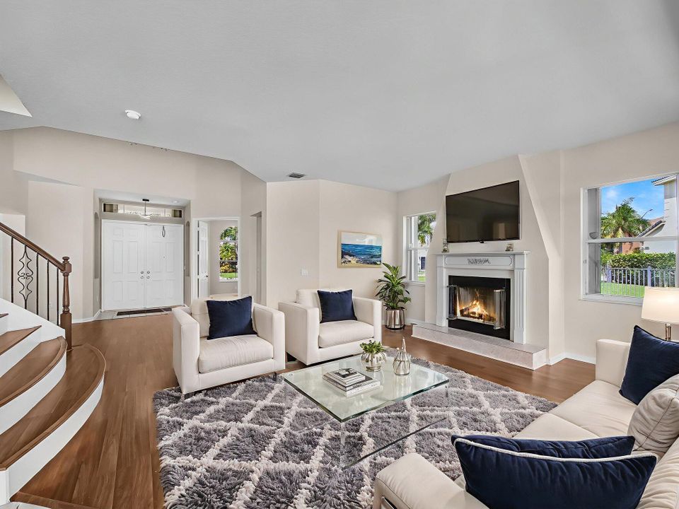 Под контрактом: $1,045,000 (5 спален, 6 ванн, 4168 Квадратных фут)