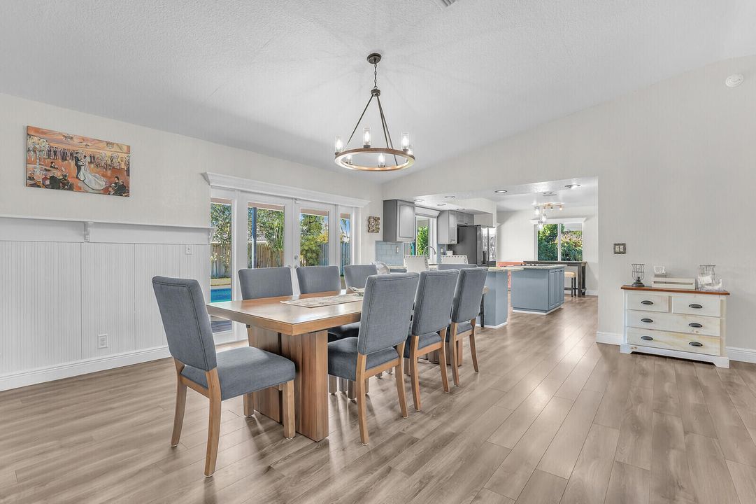 Activo con contrato: $740,000 (3 camas, 2 baños, 2016 Pies cuadrados)