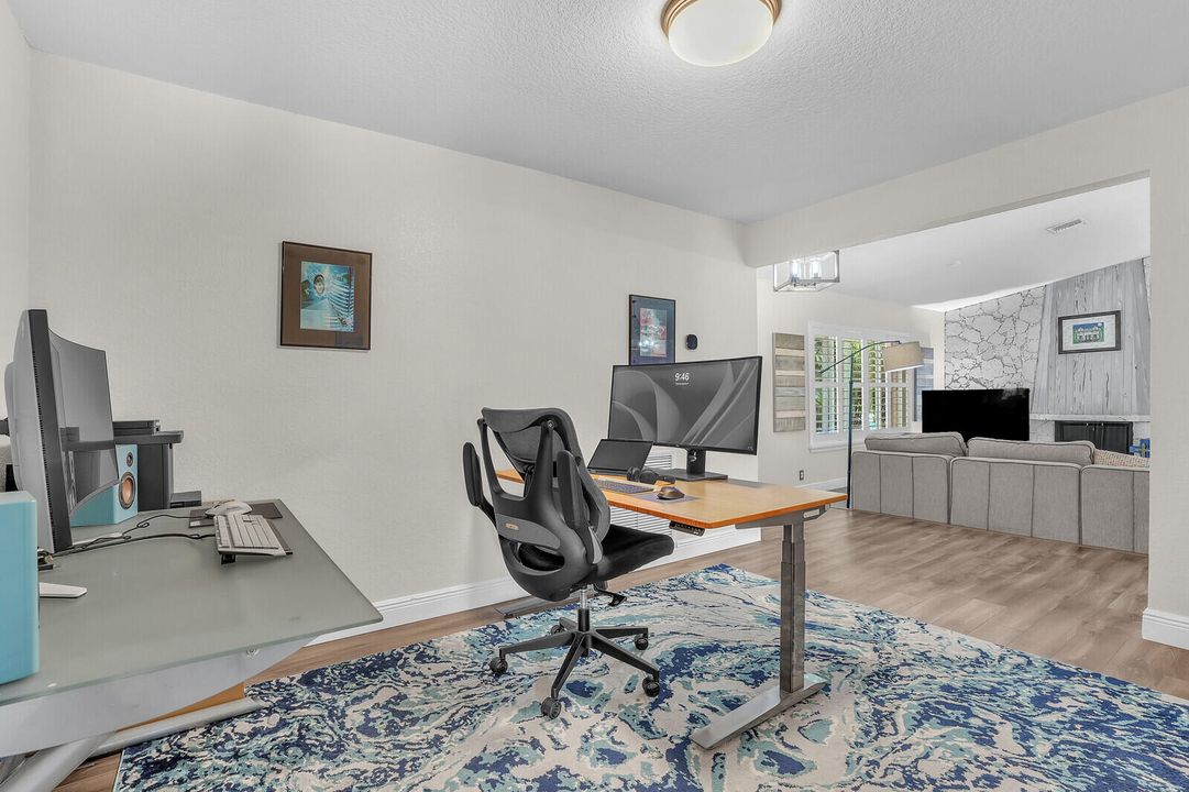 Activo con contrato: $740,000 (3 camas, 2 baños, 2016 Pies cuadrados)