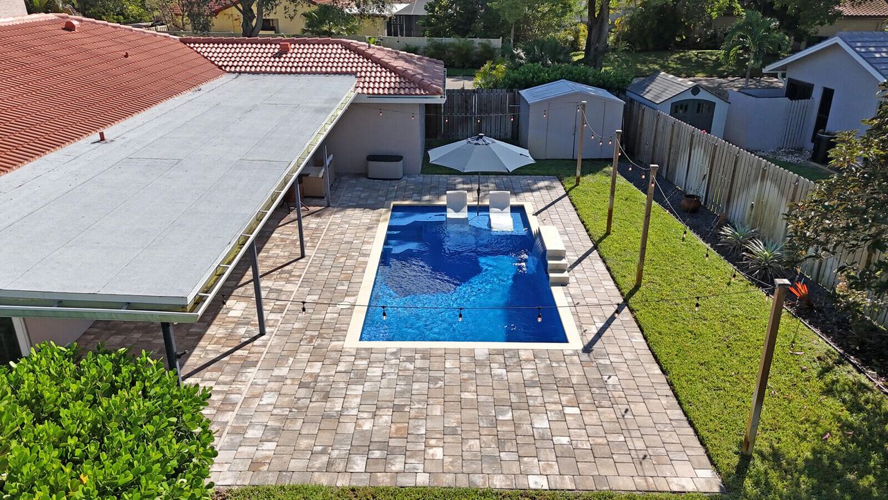 Activo con contrato: $740,000 (3 camas, 2 baños, 2016 Pies cuadrados)