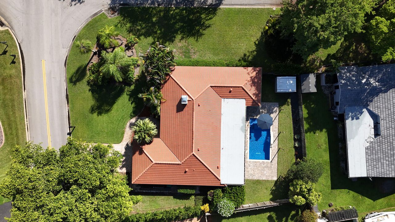 Activo con contrato: $740,000 (3 camas, 2 baños, 2016 Pies cuadrados)