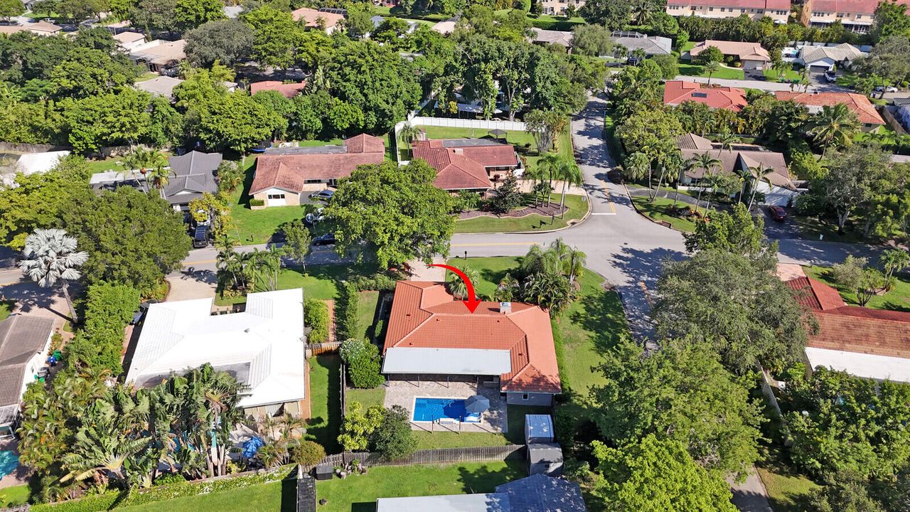 Activo con contrato: $740,000 (3 camas, 2 baños, 2016 Pies cuadrados)