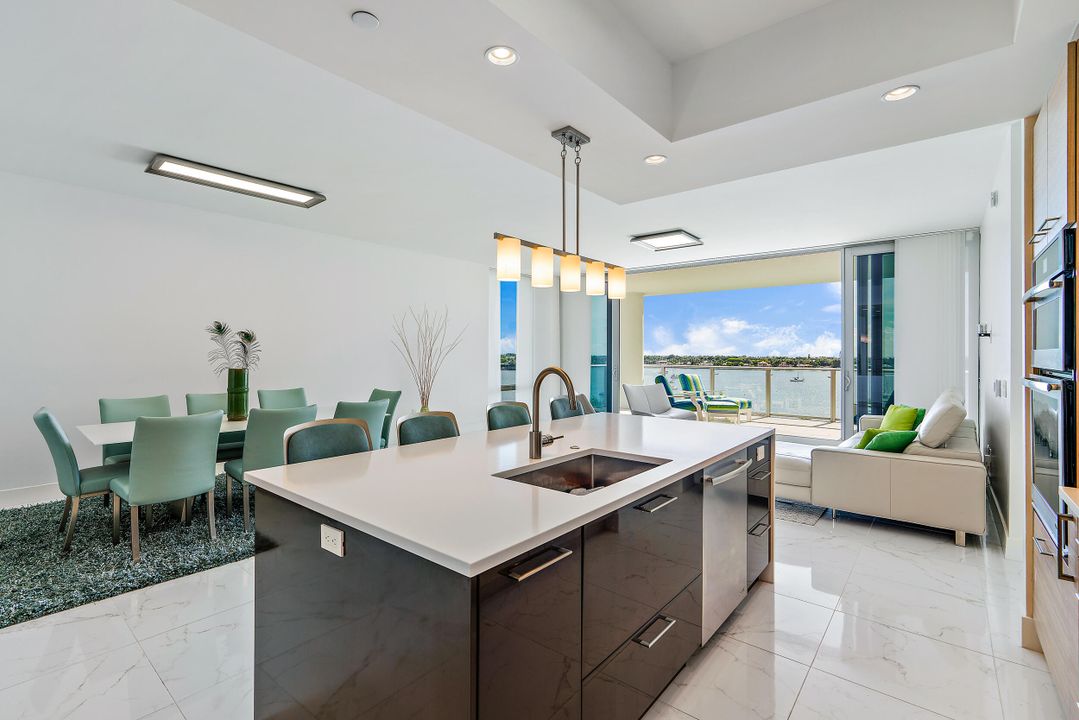 Active With Contract: $17,000 (3 beds, 4 baths, 2602 Square Feet)