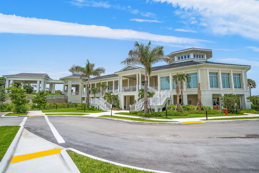 Active With Contract: $17,000 (3 beds, 4 baths, 2602 Square Feet)