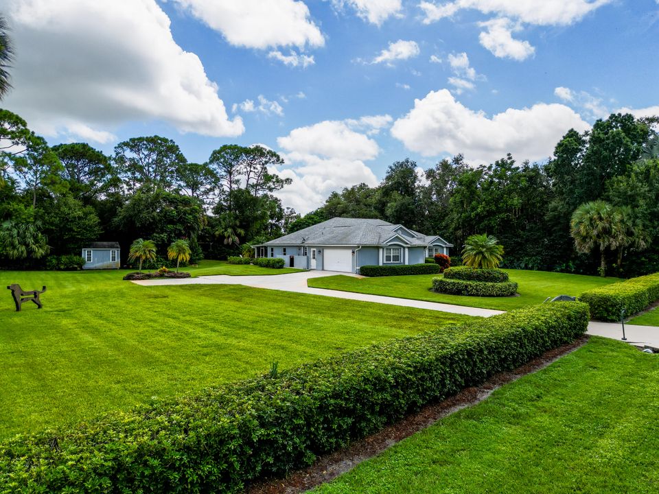 На продажу: $749,900 (4 спален, 2 ванн, 2474 Квадратных фут)