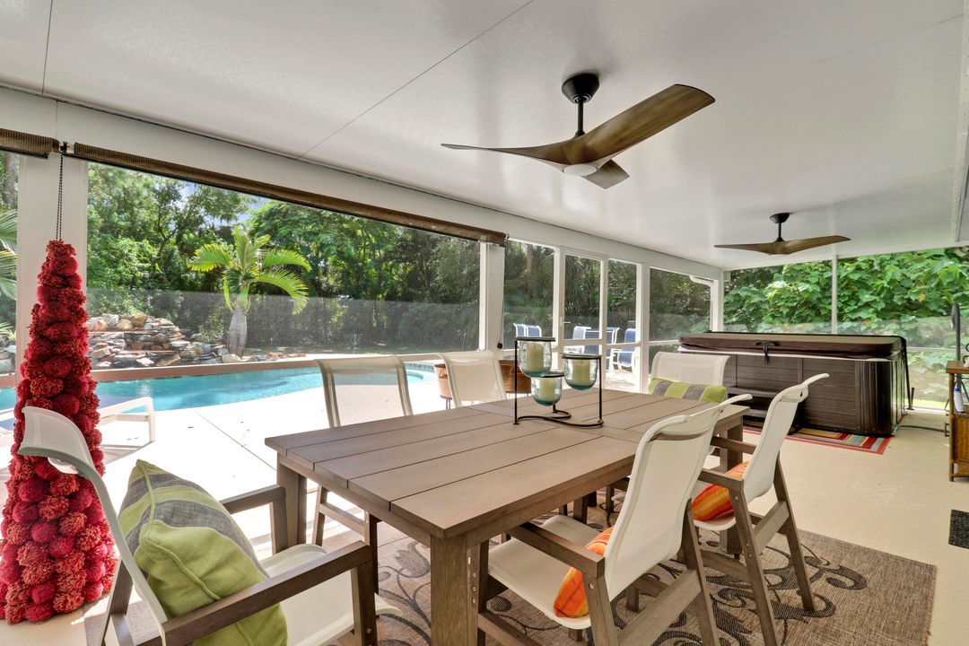 На продажу: $749,900 (4 спален, 2 ванн, 2474 Квадратных фут)