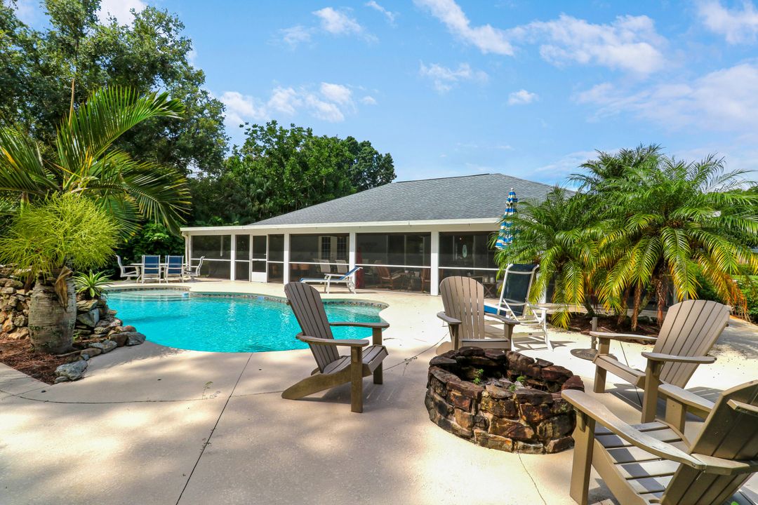 На продажу: $749,900 (4 спален, 2 ванн, 2474 Квадратных фут)