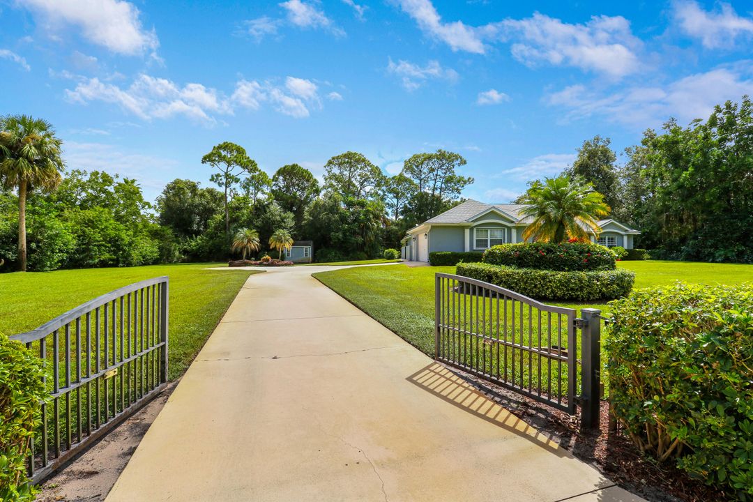 На продажу: $749,900 (4 спален, 2 ванн, 2474 Квадратных фут)