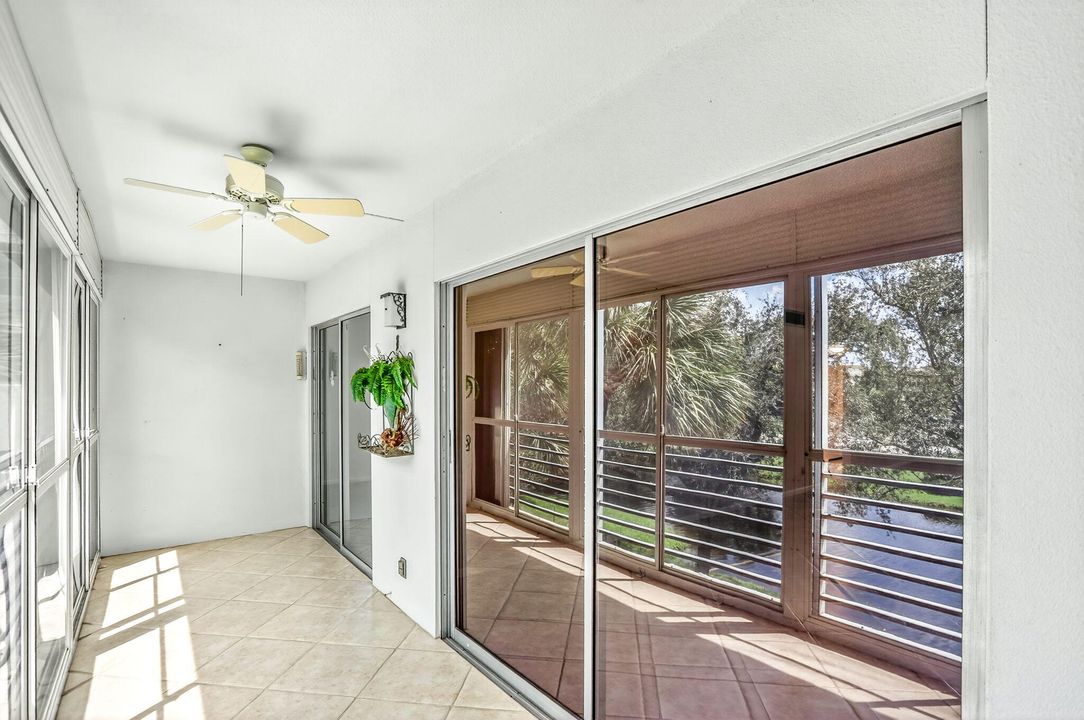 合同活跃: $149,000 (2 贝兹, 2 浴室, 1291 平方英尺)