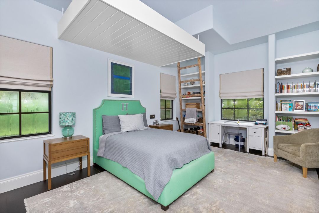 For Sale: $24,900,000 (6 beds, 7 baths, 5467 Square Feet)