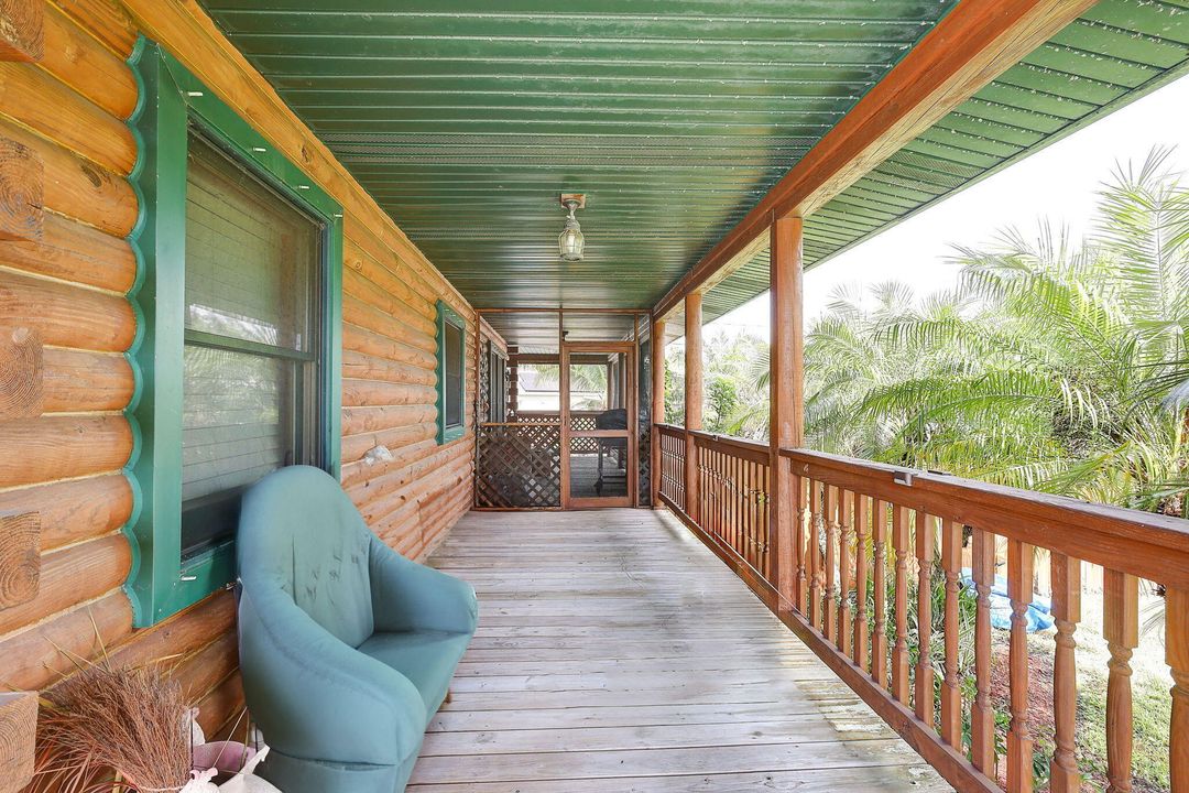 For Sale: $574,999 (3 beds, 3 baths, 2895 Square Feet)