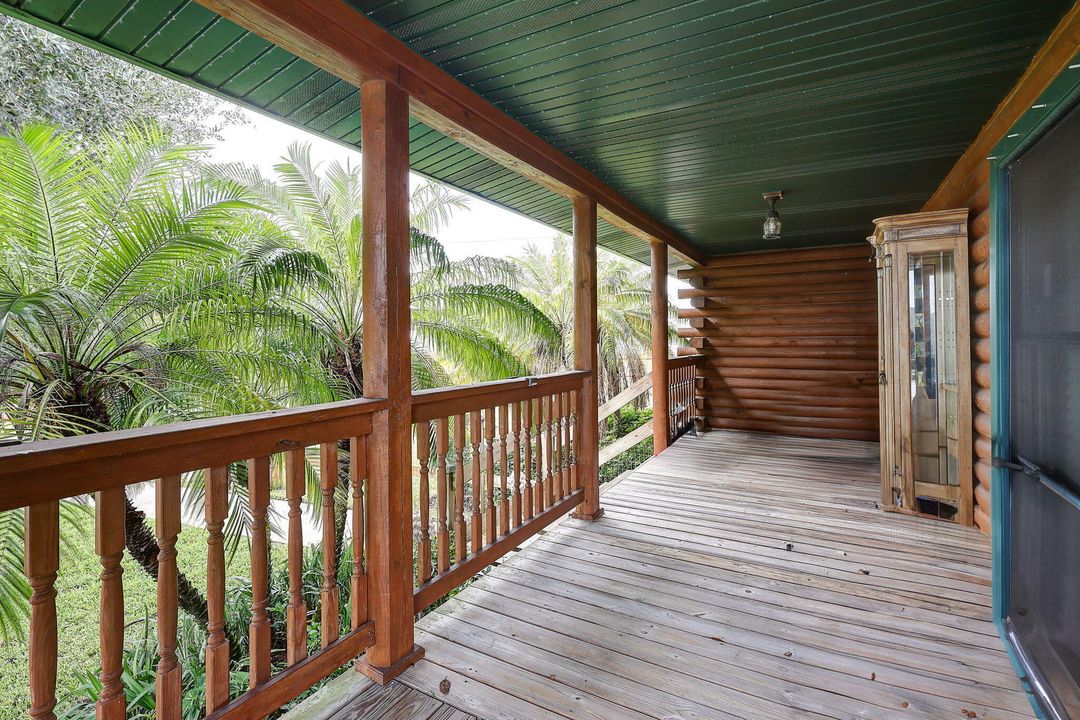 For Sale: $574,999 (3 beds, 3 baths, 2895 Square Feet)