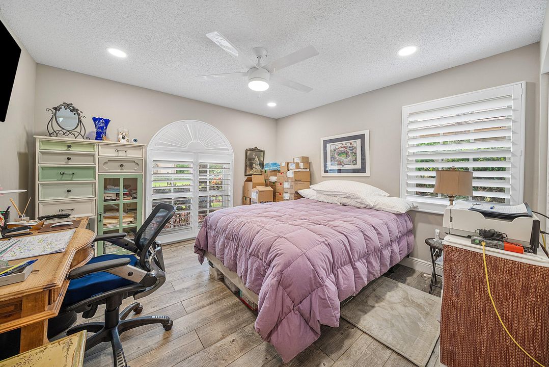 For Sale: $395,000 (2 beds, 2 baths, 1634 Square Feet)