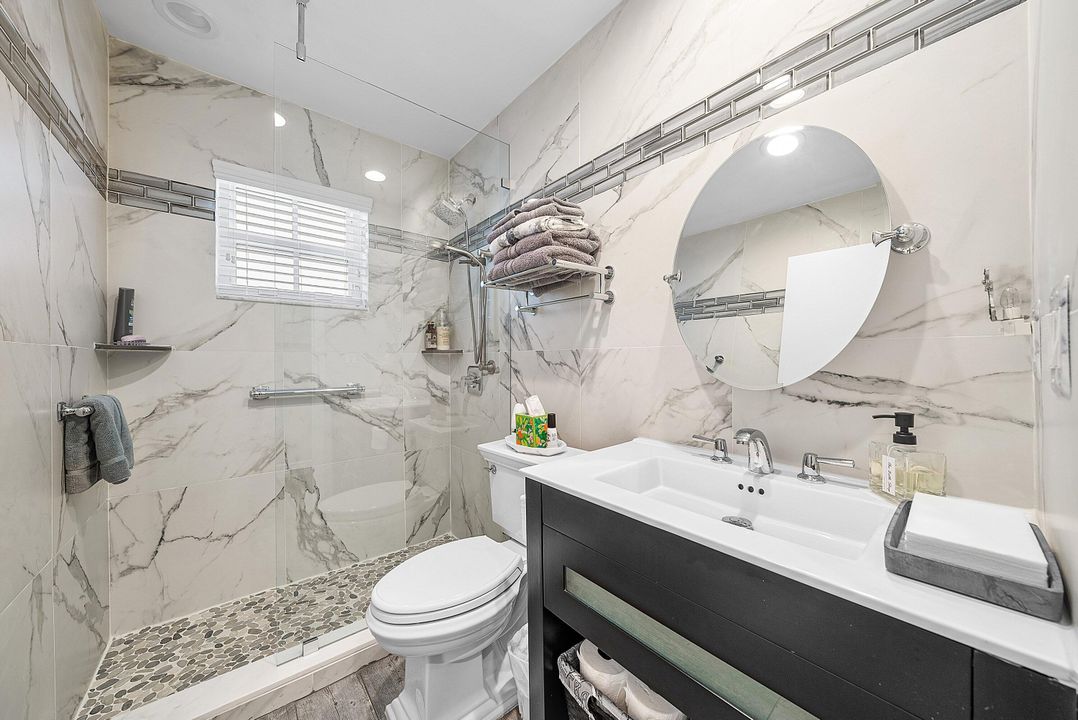 For Sale: $395,000 (2 beds, 2 baths, 1634 Square Feet)