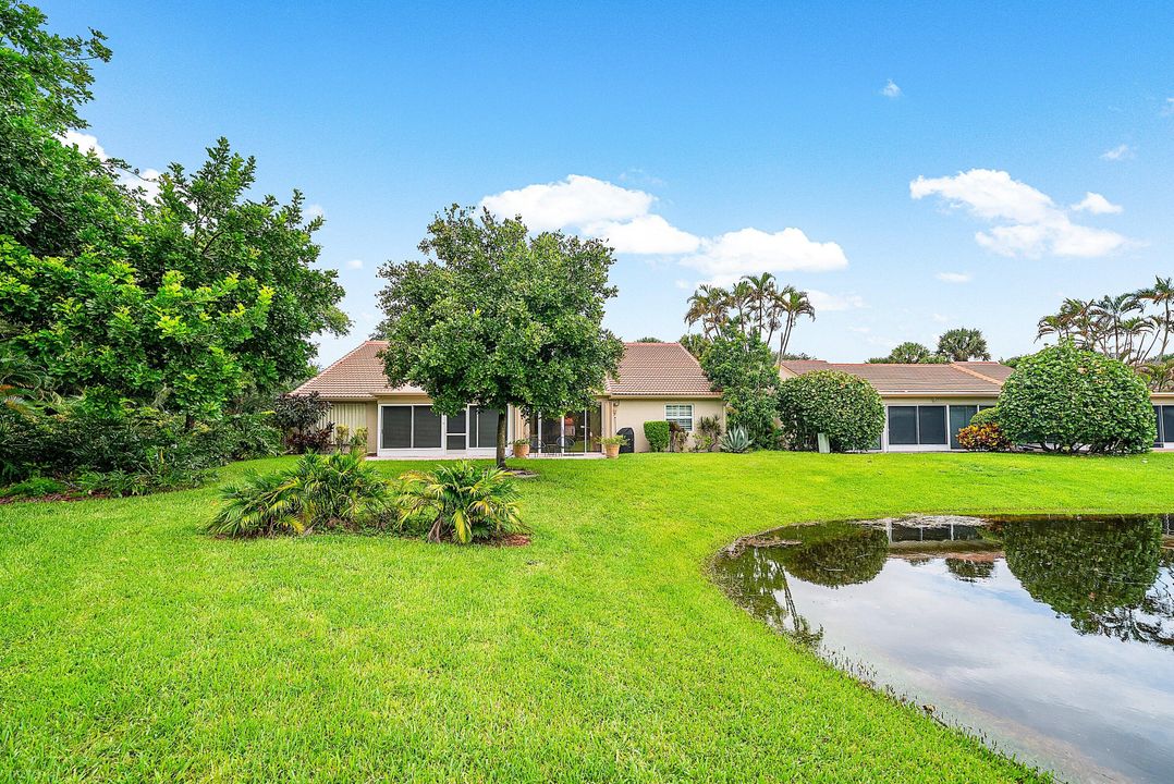 For Sale: $395,000 (2 beds, 2 baths, 1634 Square Feet)