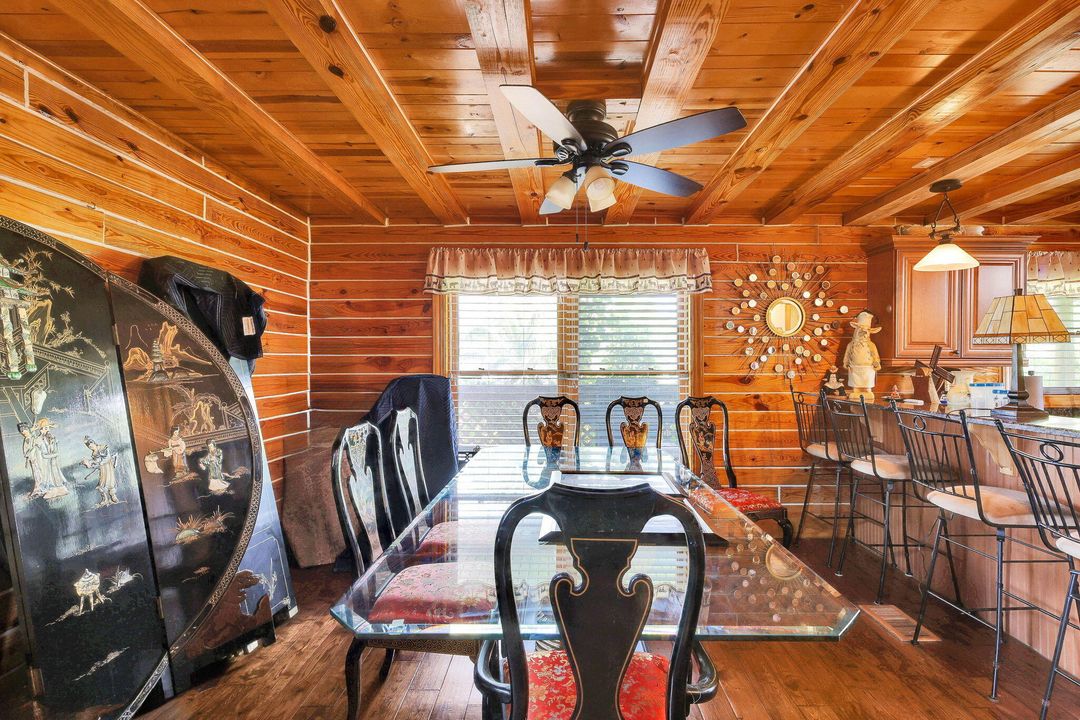 For Sale: $574,999 (3 beds, 3 baths, 2895 Square Feet)