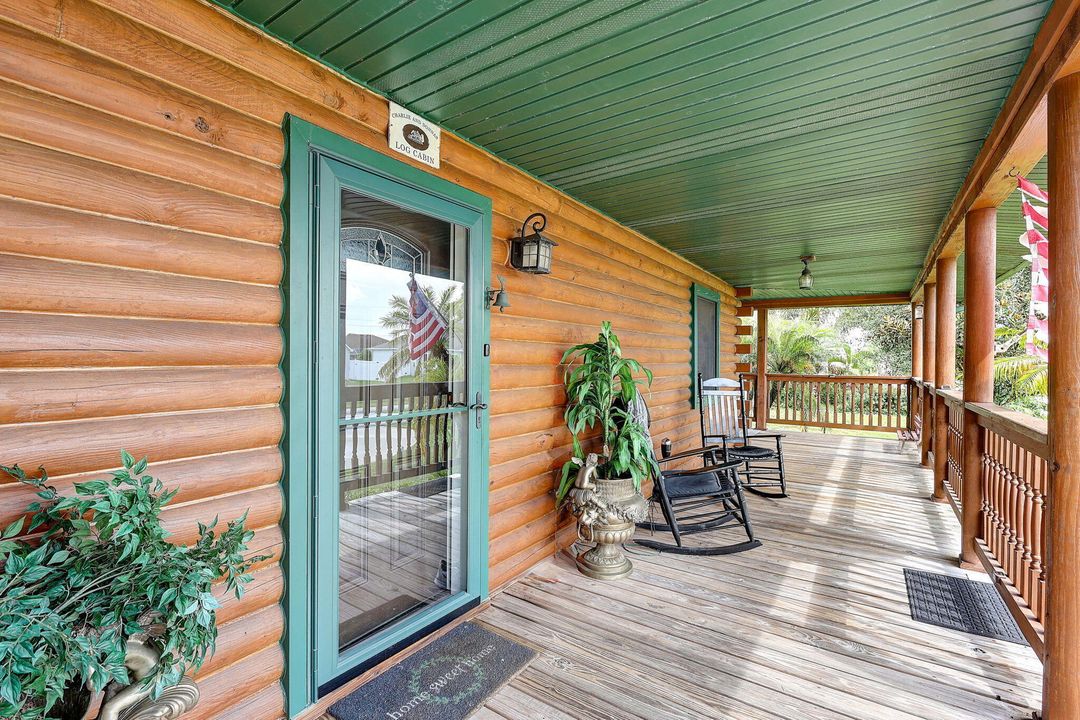 For Sale: $574,999 (3 beds, 3 baths, 2895 Square Feet)