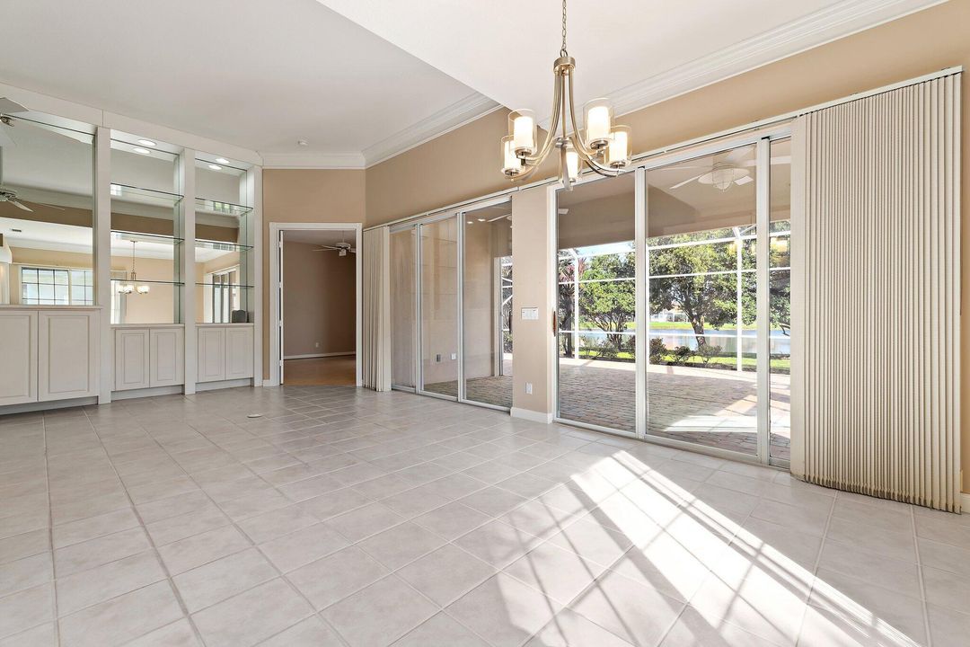 En Renta: $3,600 (3 camas, 2 baños, 2023 Pies cuadrados)