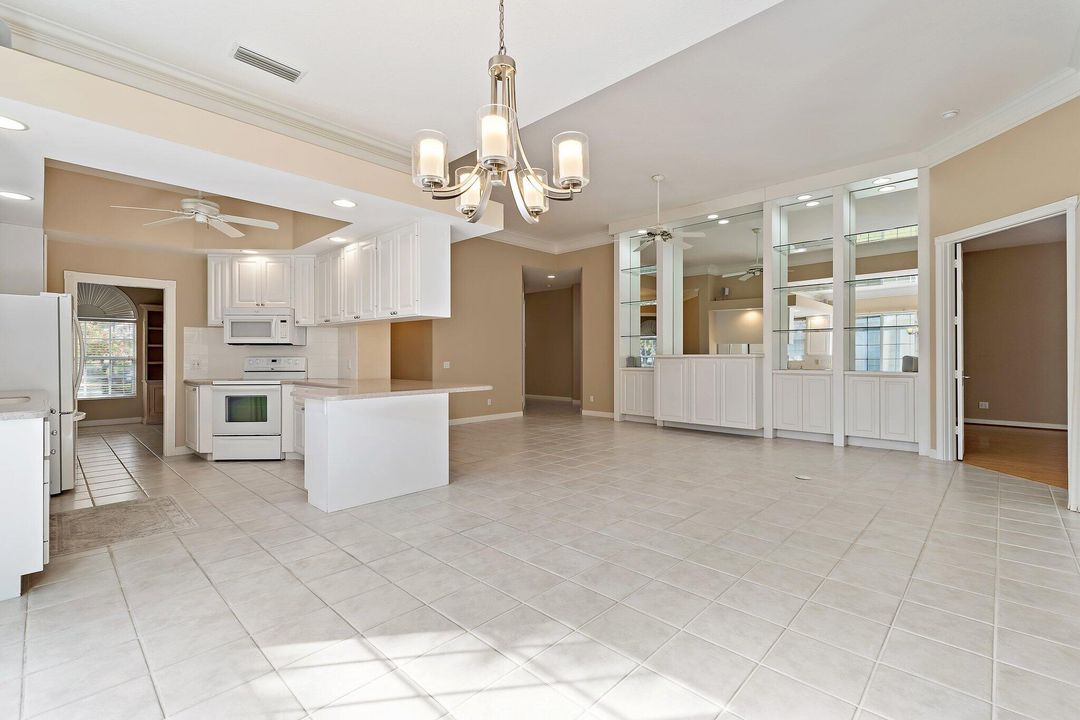 En Renta: $3,600 (3 camas, 2 baños, 2023 Pies cuadrados)