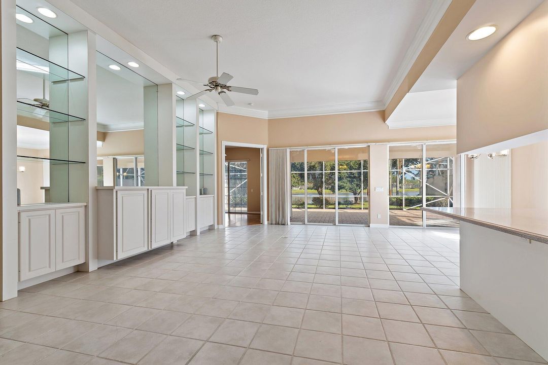 En Renta: $3,600 (3 camas, 2 baños, 2023 Pies cuadrados)