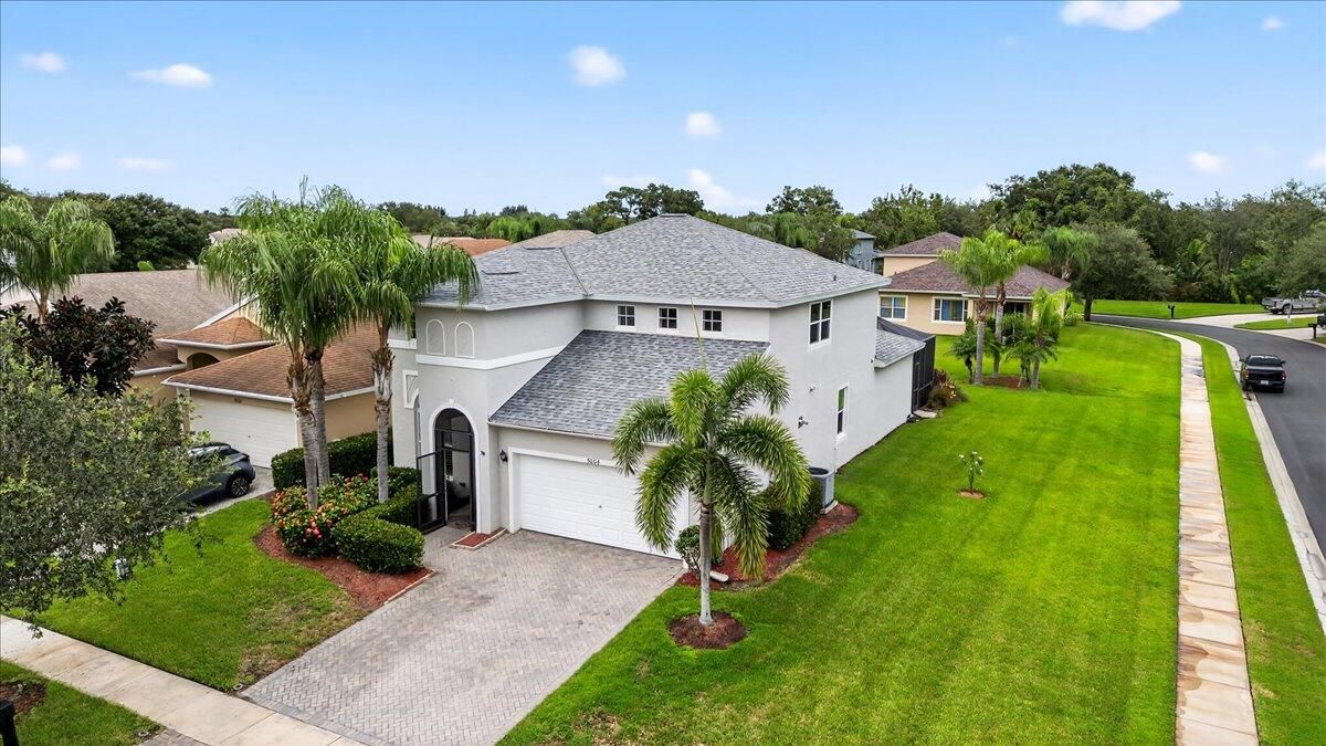 Recently Sold: $440,000 (3 beds, 2 baths, 2971 Square Feet)