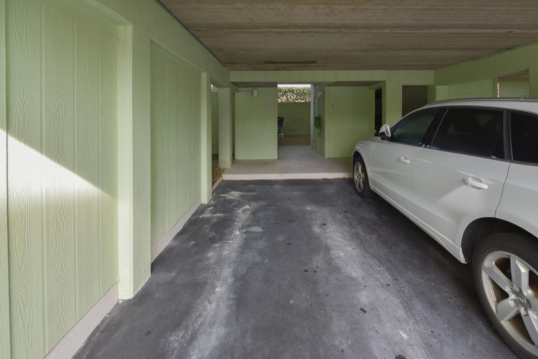 For Sale: $499,990 (1 beds, 1 baths, 937 Square Feet)