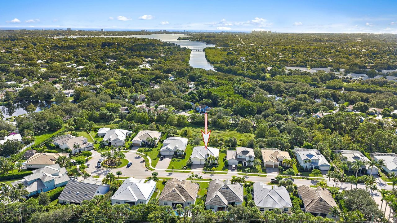 For Rent: $5,000 (3 beds, 3 baths, 2512 Square Feet)