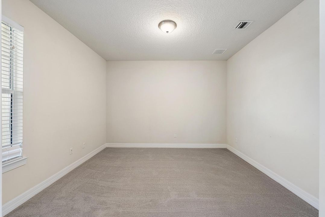 For Rent: $5,000 (3 beds, 3 baths, 2512 Square Feet)