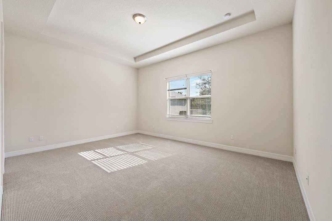 For Rent: $5,000 (3 beds, 3 baths, 2512 Square Feet)