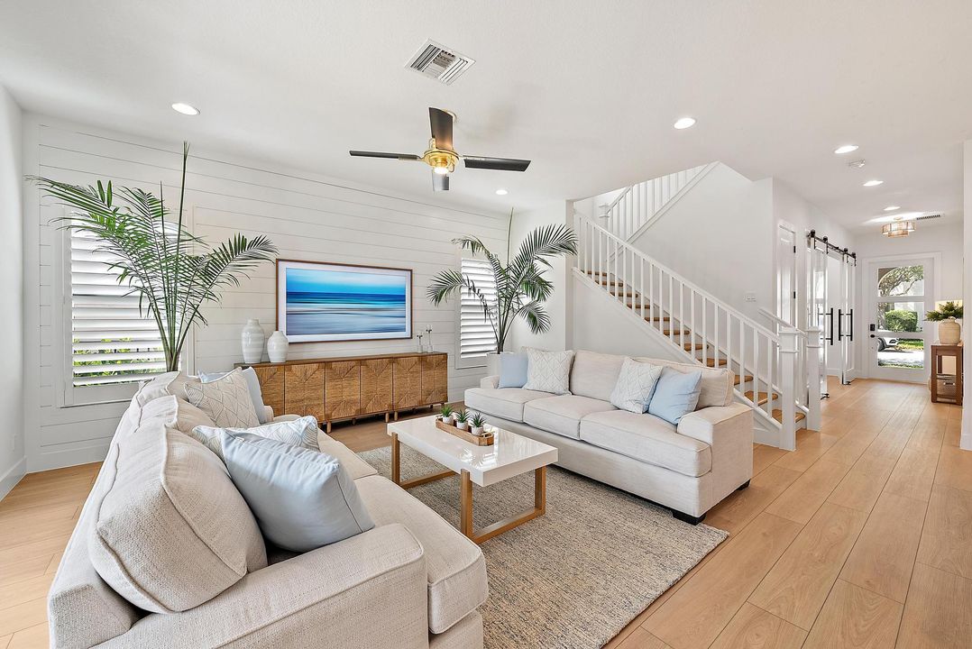 Recently Rented: $10,450 (4 beds, 3 baths, 2890 Square Feet)