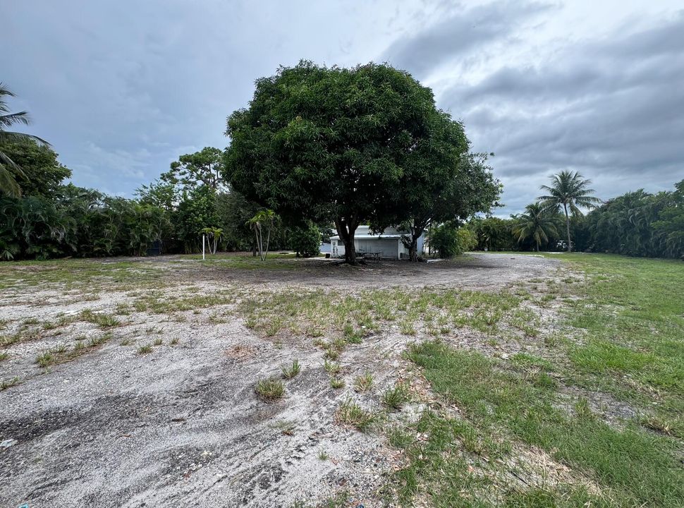 最近售出: $750,000 (0 贝兹, 0 浴室, 0 平方英尺)