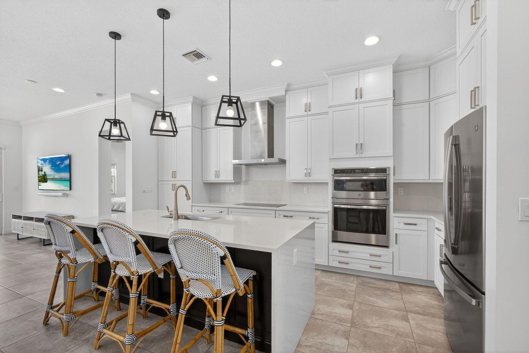 Active With Contract: $1,295,000 (4 beds, 4 baths, 2628 Square Feet)