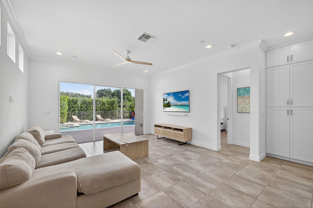 Active With Contract: $1,295,000 (4 beds, 4 baths, 2628 Square Feet)