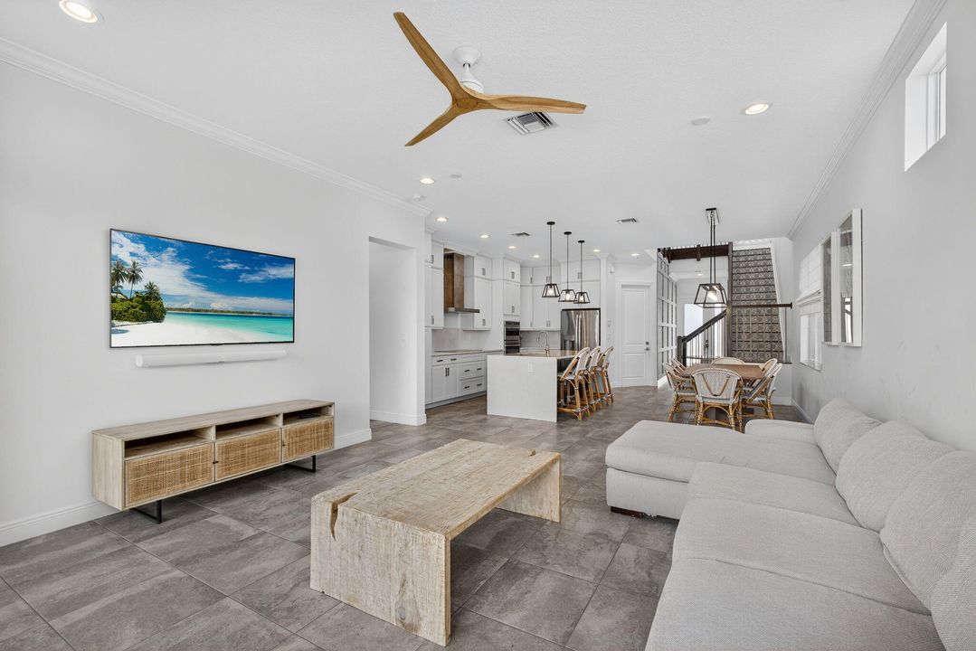 Active With Contract: $1,295,000 (4 beds, 4 baths, 2628 Square Feet)