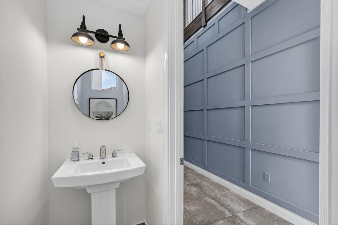 Active With Contract: $1,295,000 (4 beds, 4 baths, 2628 Square Feet)