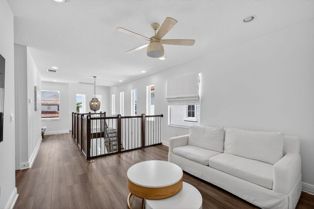 Active With Contract: $1,295,000 (4 beds, 4 baths, 2628 Square Feet)