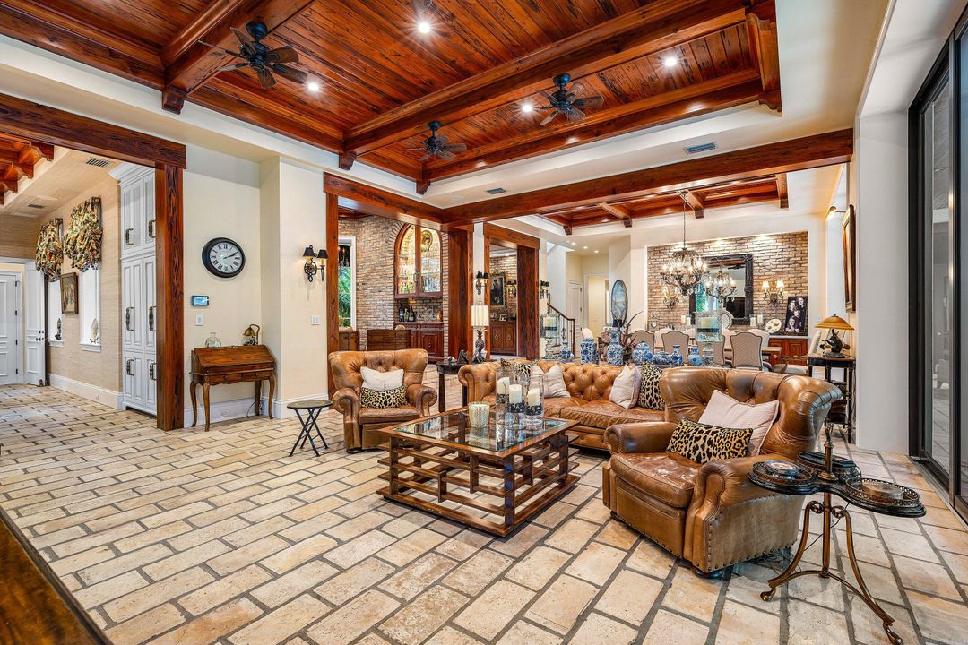 En Venta: $10,995,000 (6 camas, 7 baños, 7438 Pies cuadrados)