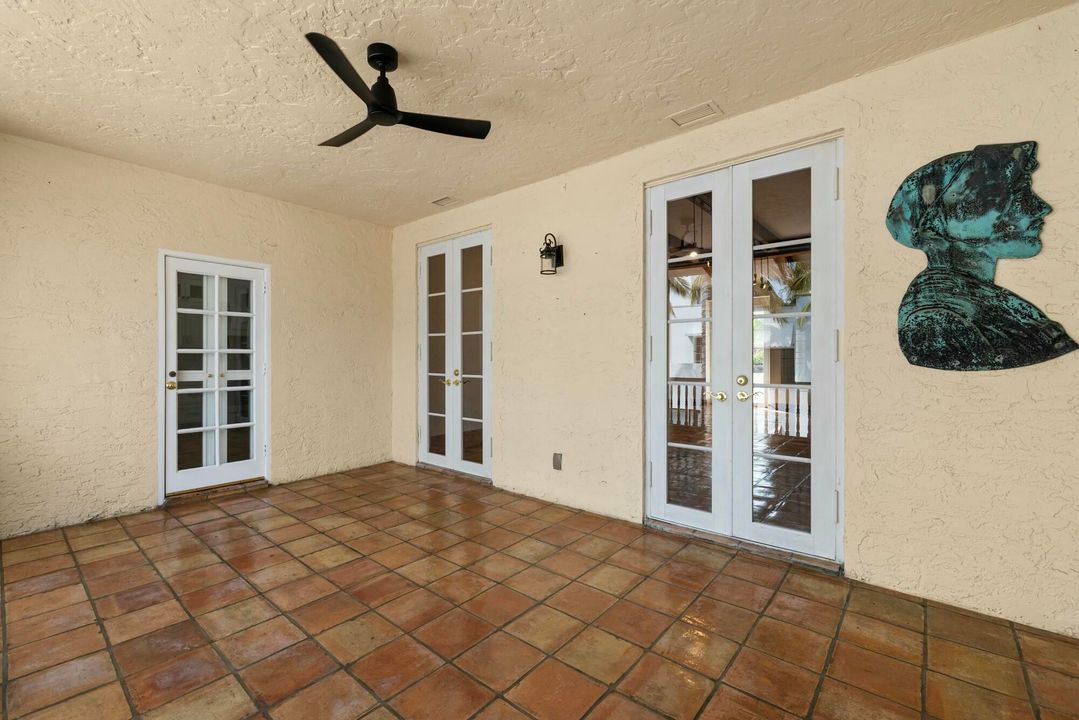 出租: $25,000 (2 贝兹, 2 浴室, 1928 平方英尺)