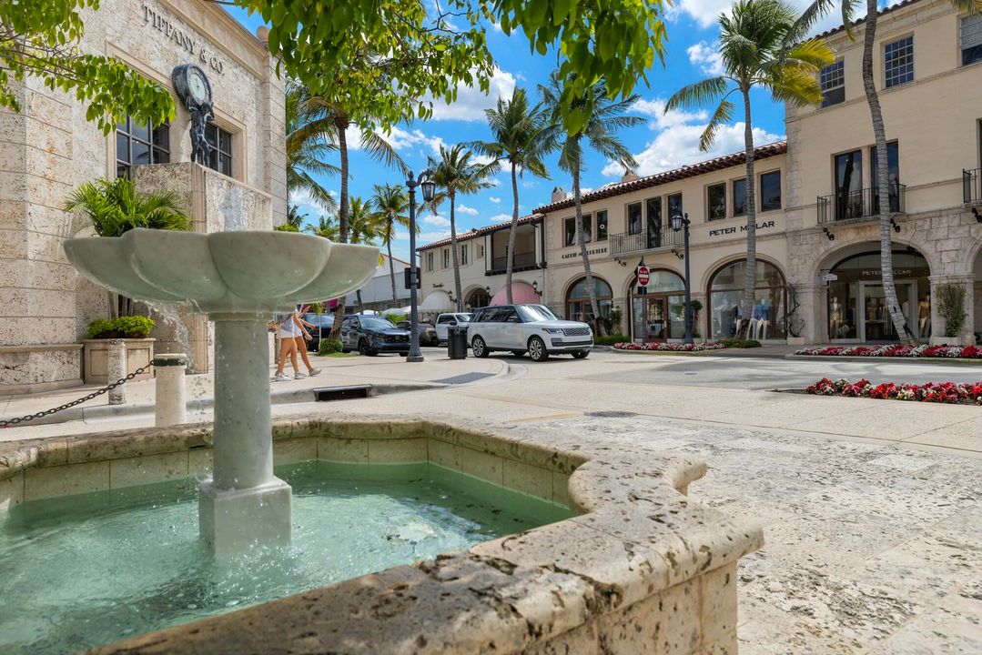 出租: $25,000 (2 贝兹, 2 浴室, 1928 平方英尺)