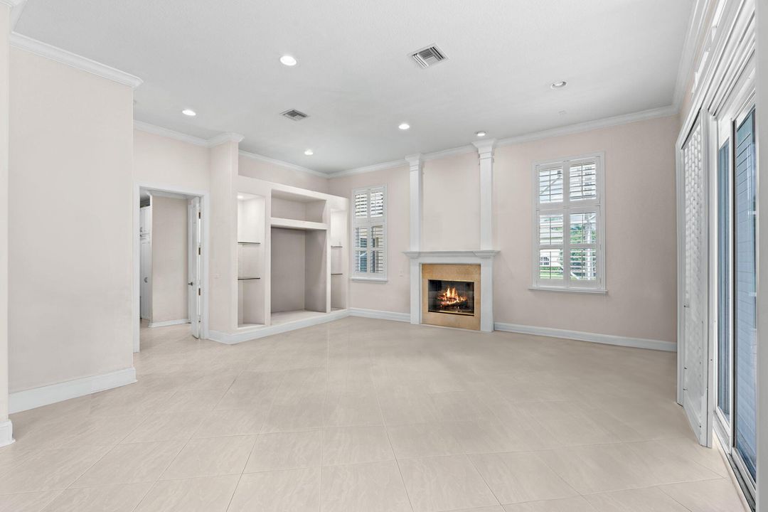 For Sale: $3,419,000 (5 beds, 4 baths, 3707 Square Feet)