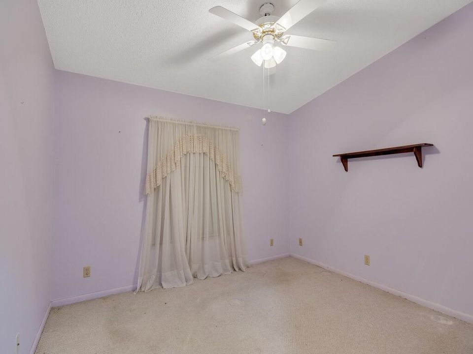 For Sale: $230,000 (2 beds, 2 baths, 1026 Square Feet)