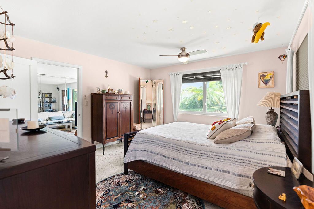 For Sale: $525,000 (2 beds, 2 baths, 1615 Square Feet)