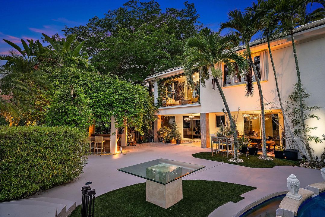 For Sale: $2,999,000 (4 beds, 5 baths, 5308 Square Feet)