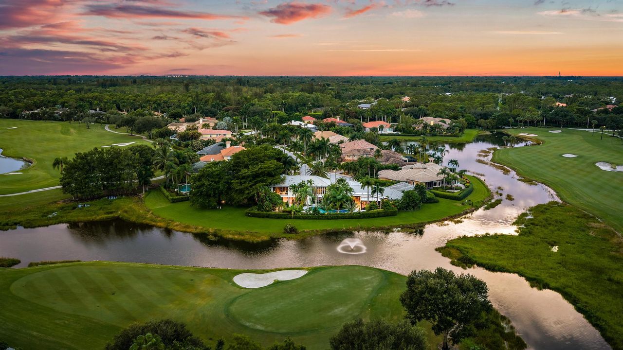 For Sale: $2,999,000 (4 beds, 5 baths, 5308 Square Feet)