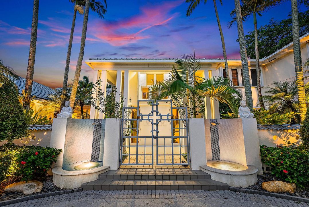 For Sale: $2,999,000 (4 beds, 5 baths, 5308 Square Feet)