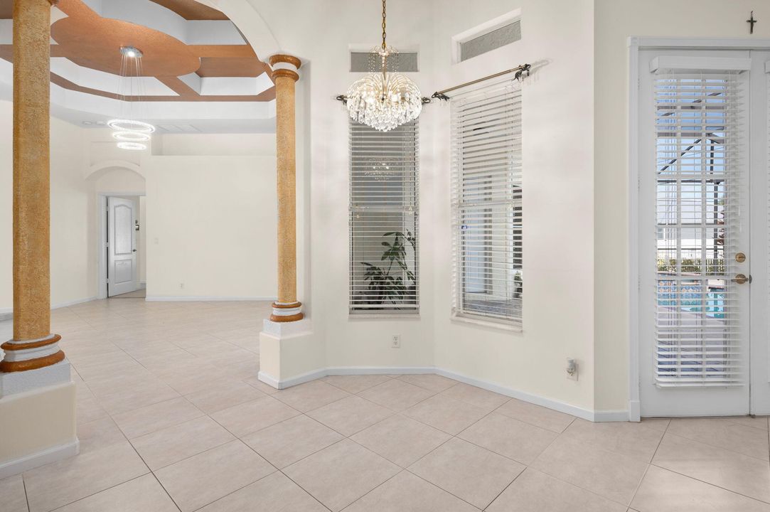 出租: $3,500 (4 贝兹, 3 浴室, 2750 平方英尺)